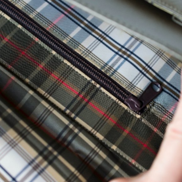 Vintage HARRODS Crossbody Briefcase Station Bag Olive Drab Camouflage Leather - Picture 4 of 9